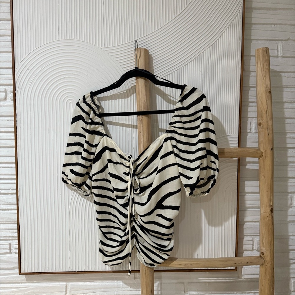 H&M Zebra Print Puff Sleeve Top